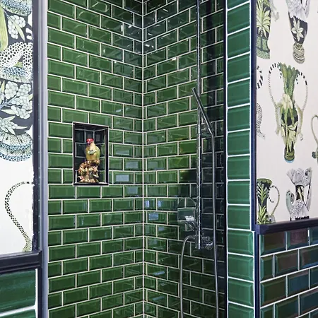 מלון דירות Cora 5*